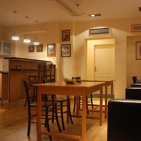Hostel Jasmin Belgrad Exteriör bild